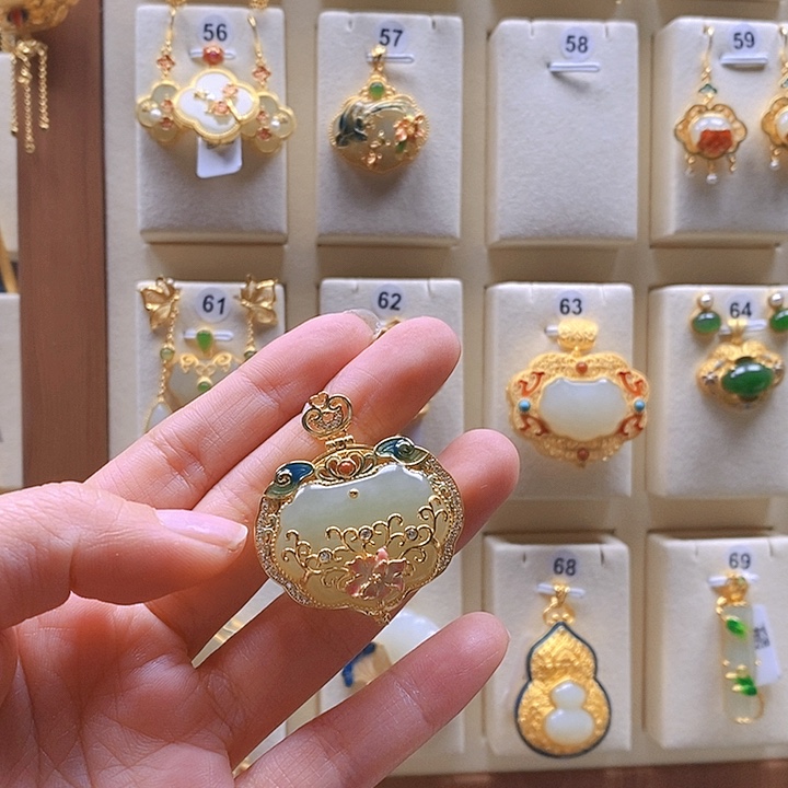 和田玉颈饰银S925镶嵌