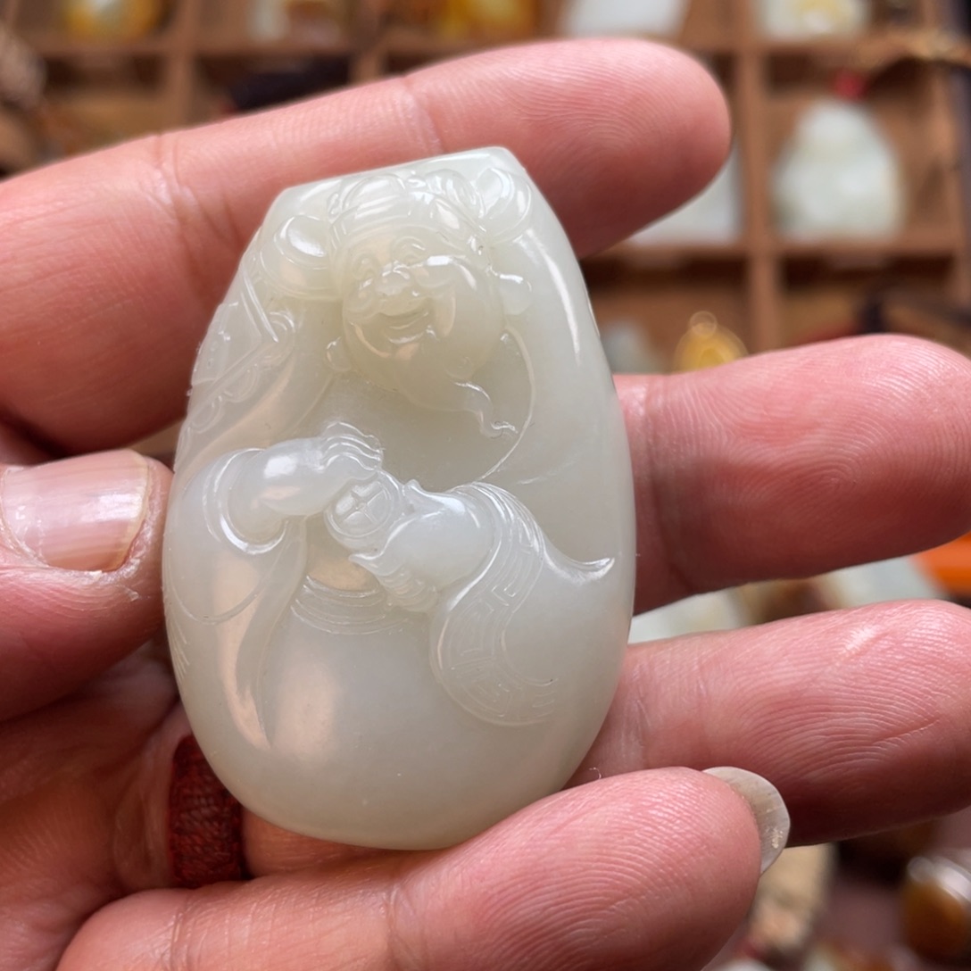 和田玉未镶嵌挂件