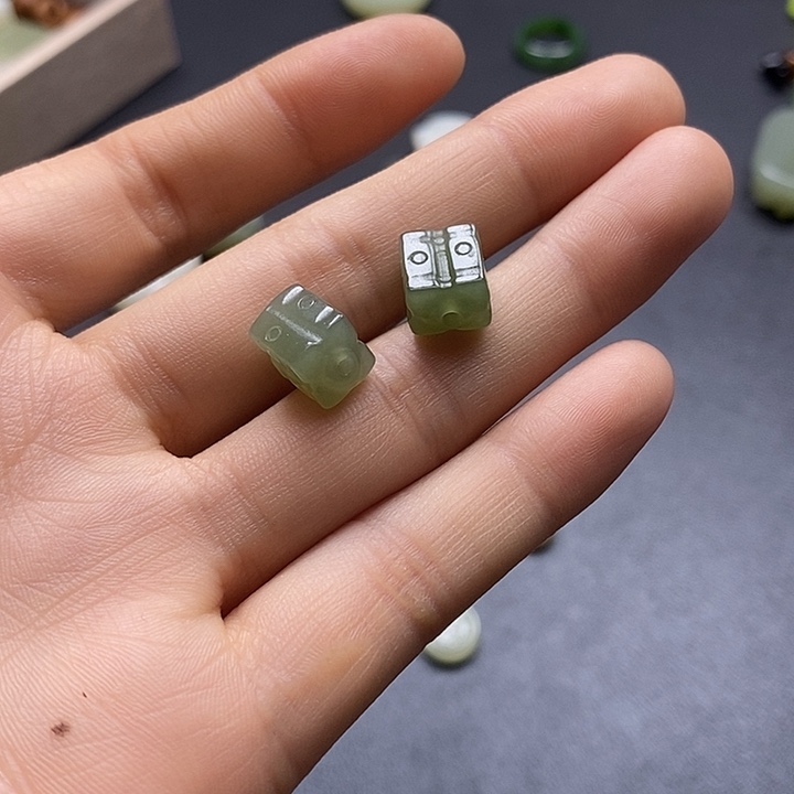 颈饰未镶嵌和田玉?**?