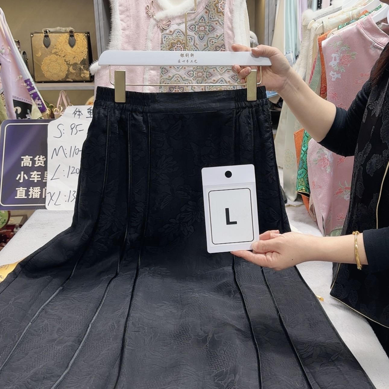 【闪购商品】瓷片?*?非遗传承人的传承