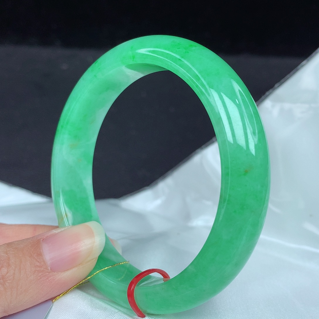 翡翠手镯未镶嵌57圈0232