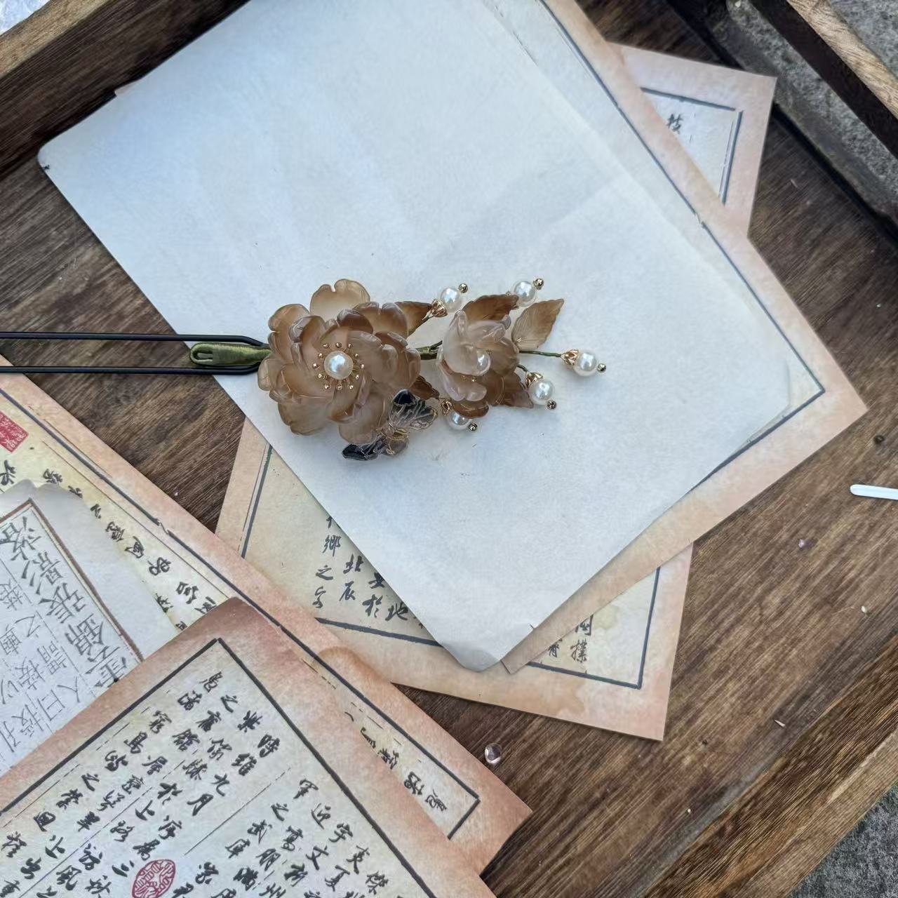 全包线茄棕色琉璃发钗一只。前尘梦古风汉服配饰