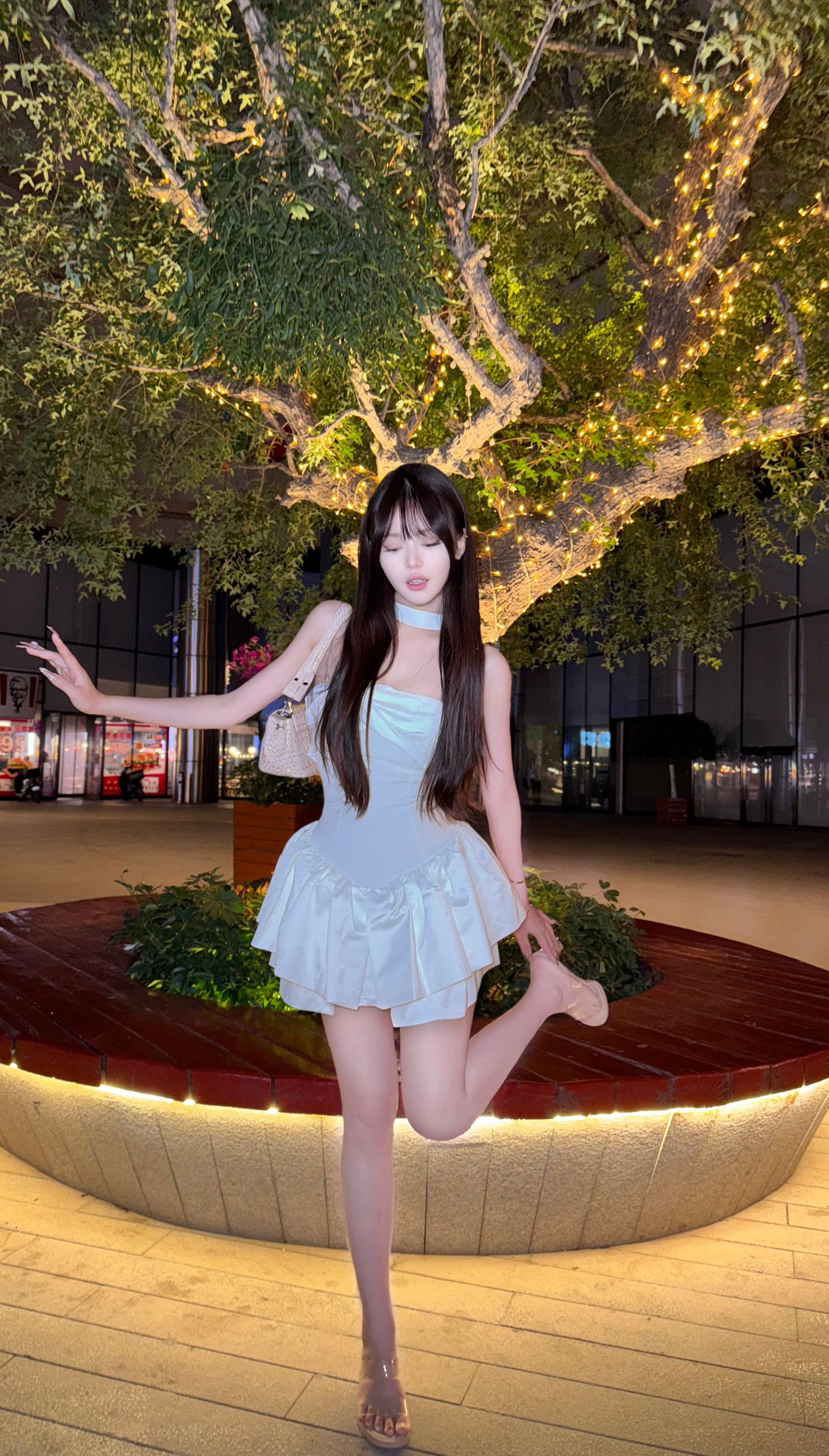 泰越小众辣妹抹胸连衣裙公主吊带短裙名媛生日小礼服白色蓬蓬裙子
