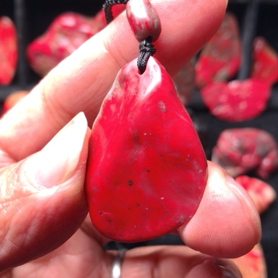 昌化鸡血石昌化鸡血石精品挂件