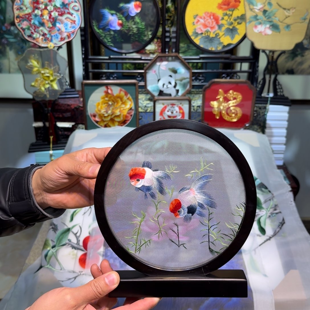 刺绣刺绣工艺精湛