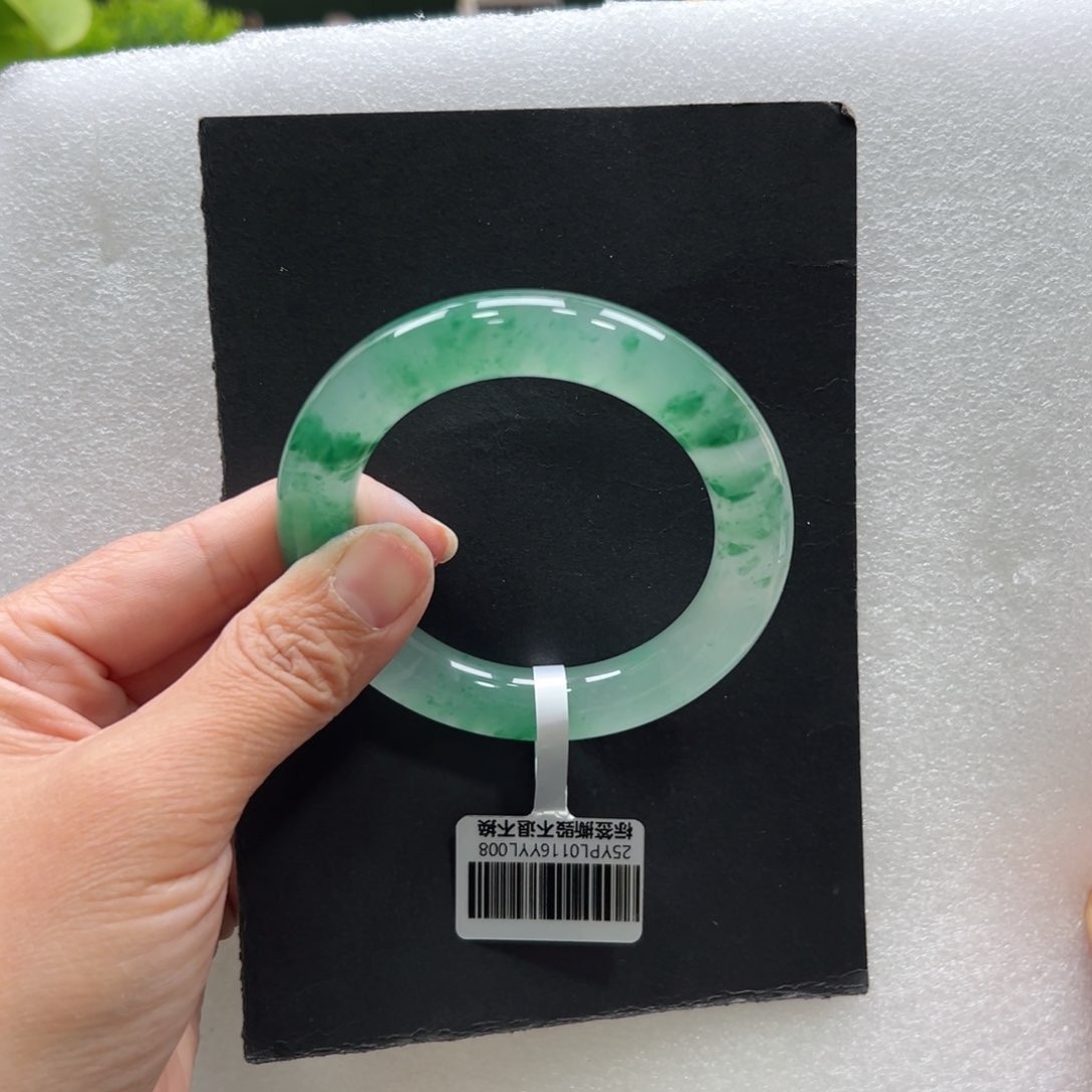 石英质玉手镯未镶嵌程*程➕佳佳55