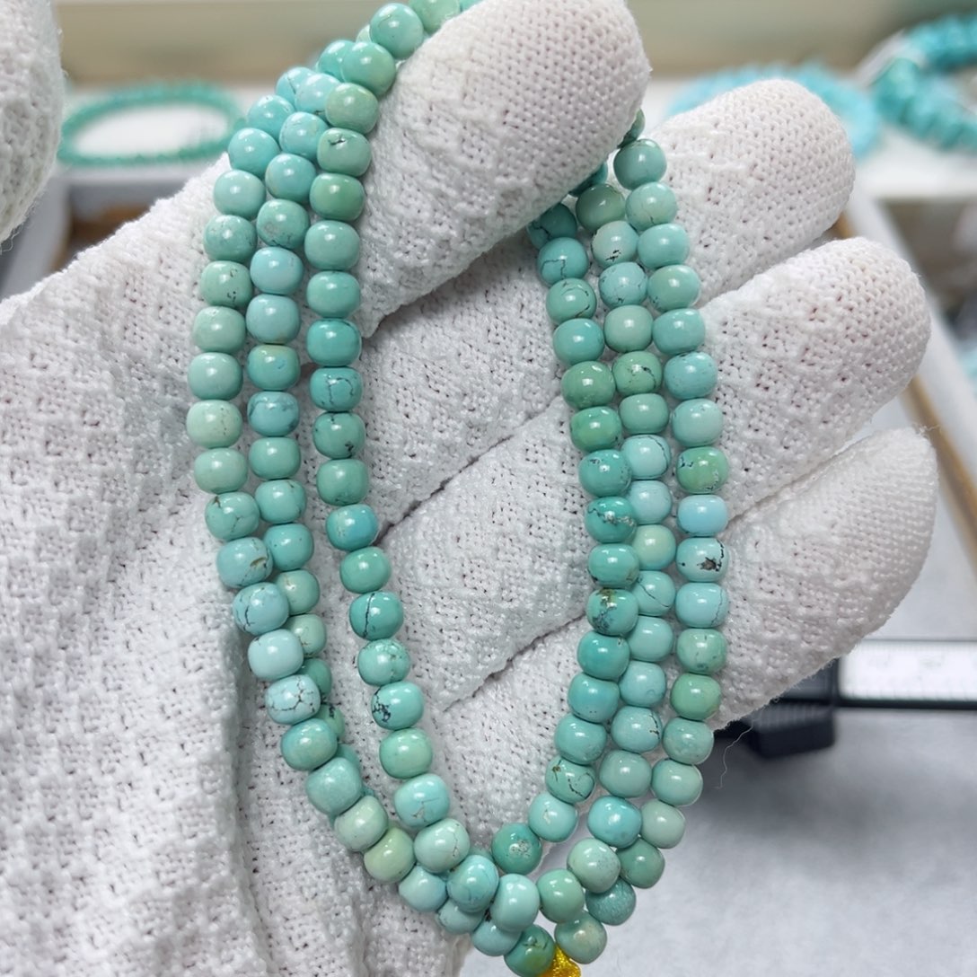 绿松石绿松石未镶嵌