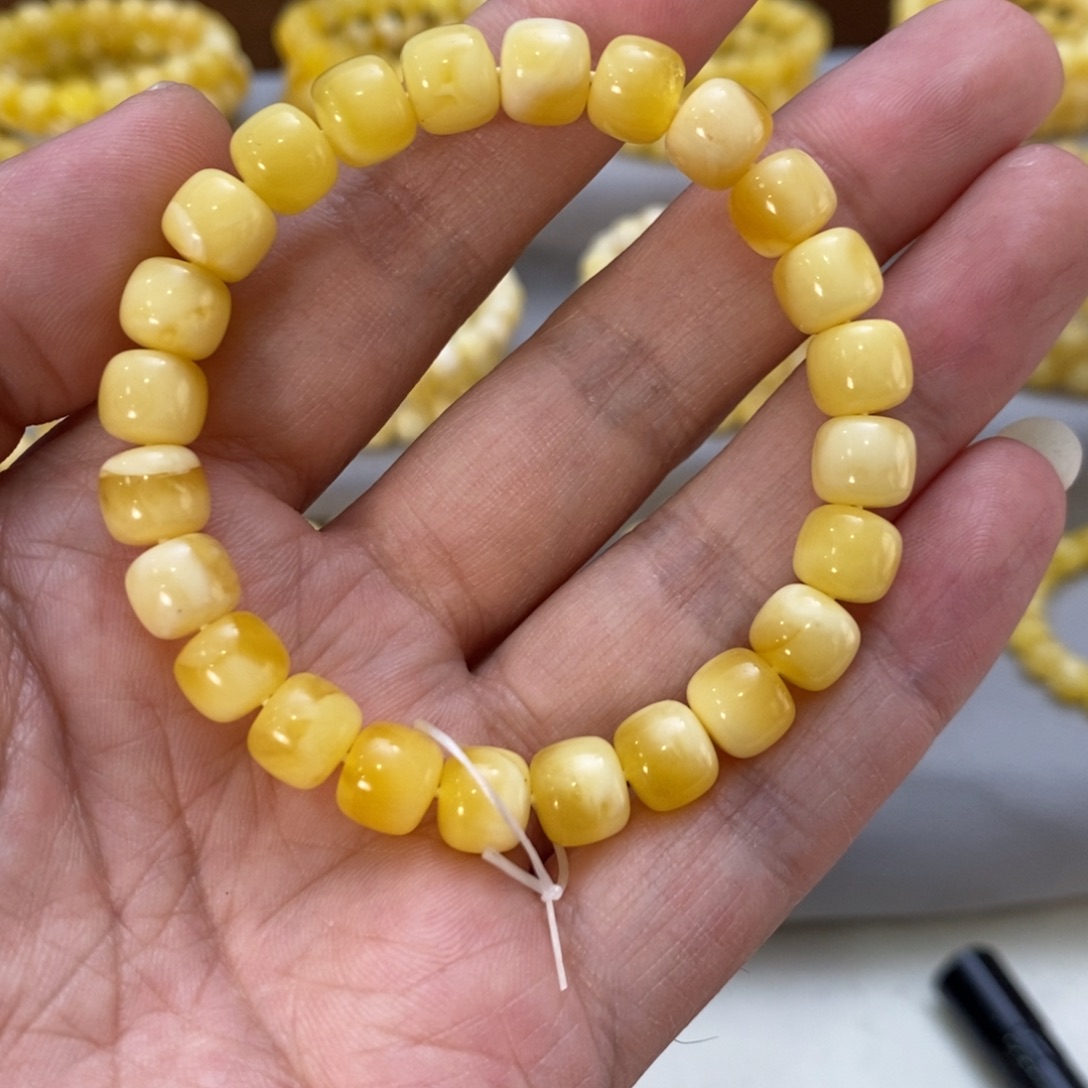 琥珀未镶嵌裸石9.1福利微瑕不退换