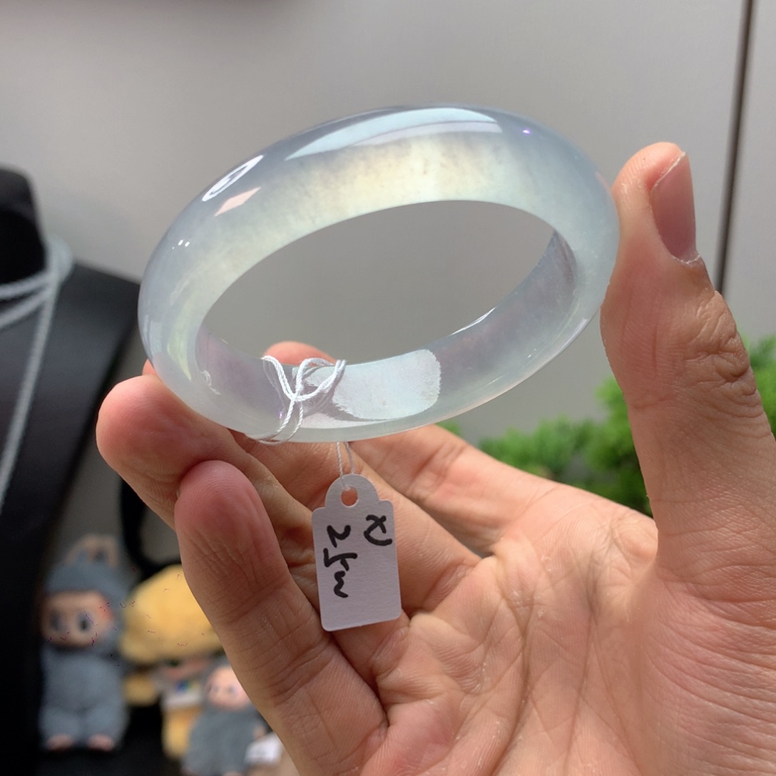 翡翠未镶嵌手镯大贵妃