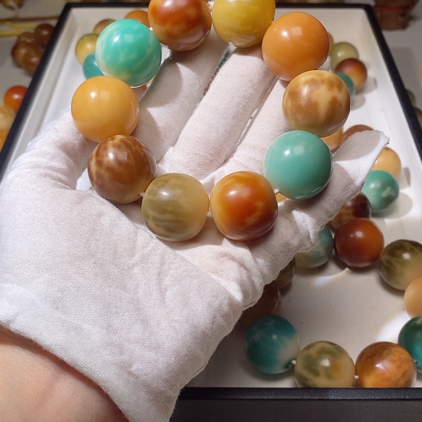 【闪购商品】菩提根/象牙果吊坠菡****缝微瑕