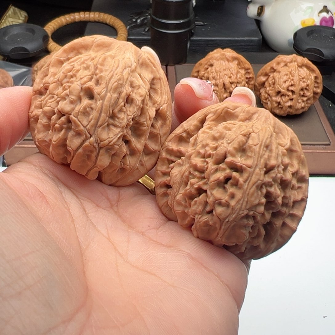 文玩核桃把件望月45