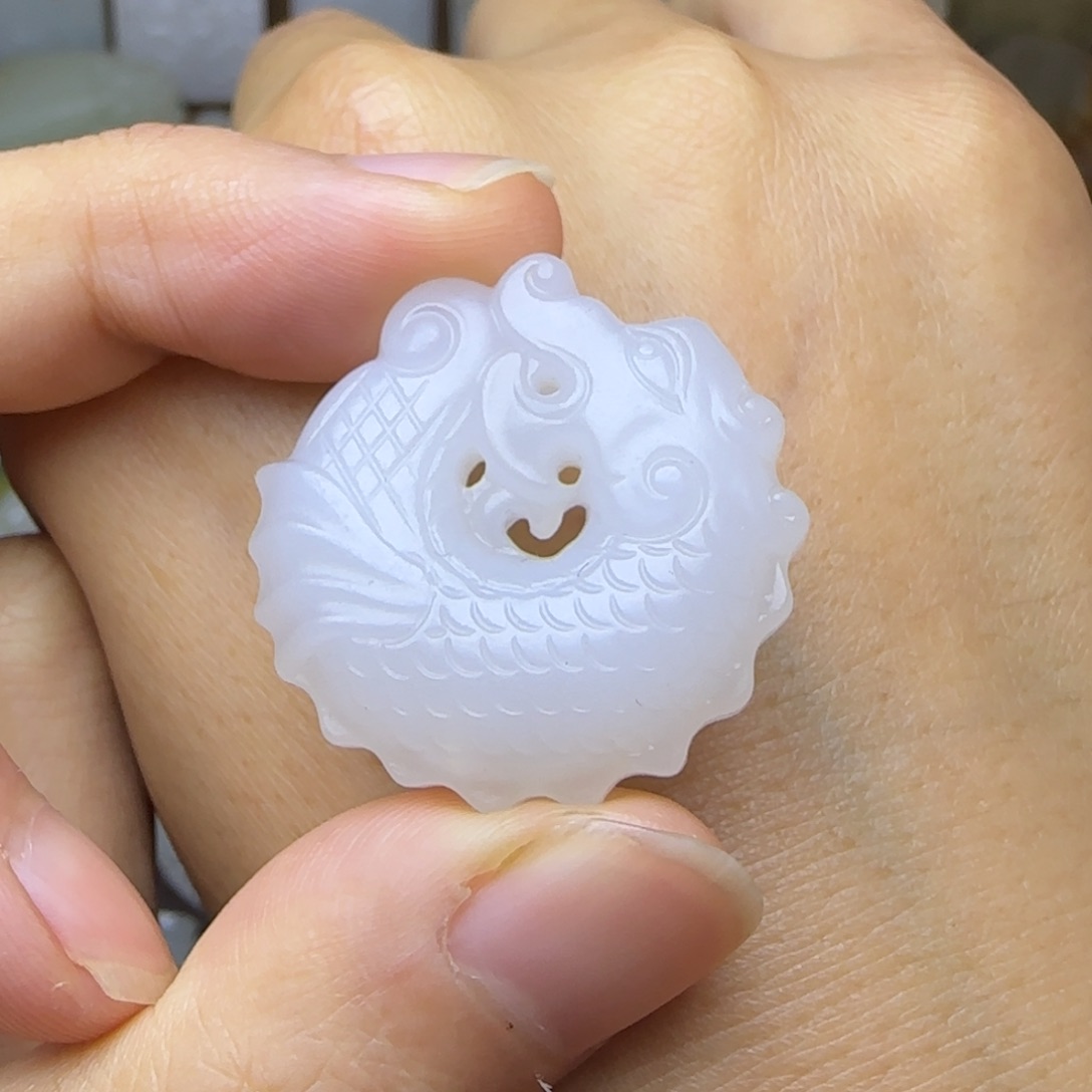 和田玉未镶嵌挂件鱼化龙