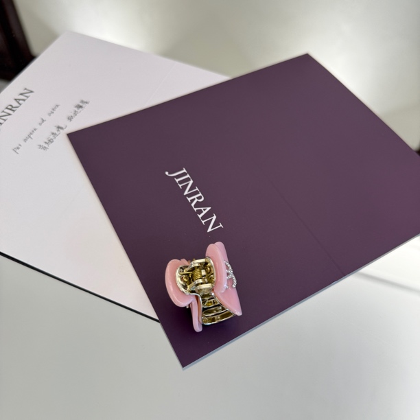 JINRAN时尚款粉色鲨鱼夹