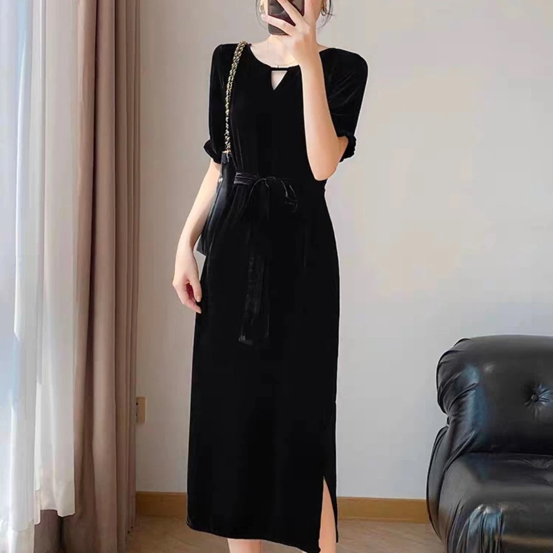 【依燃】（丝绒连衣裙）真丝丝绒短袖V领显瘦遮肉气质法式连衣裙