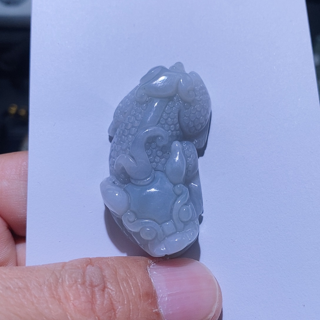 颈饰未镶嵌翡翠挂件
