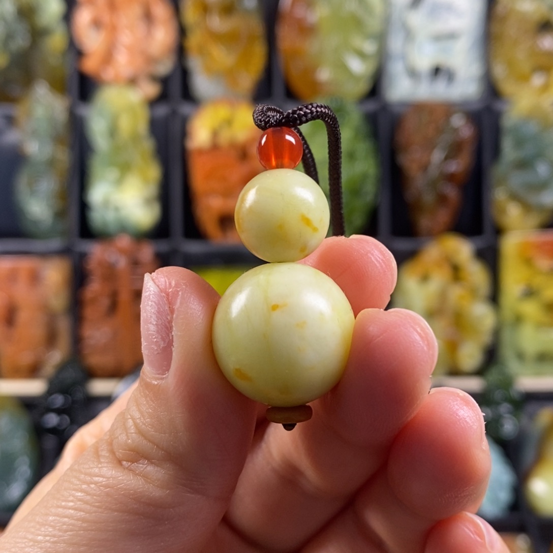 蛇纹石玉合金颈饰