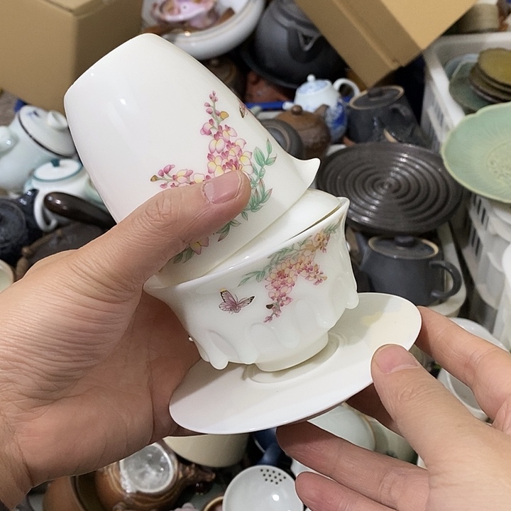 陶瓷艺术品及陶瓷制品