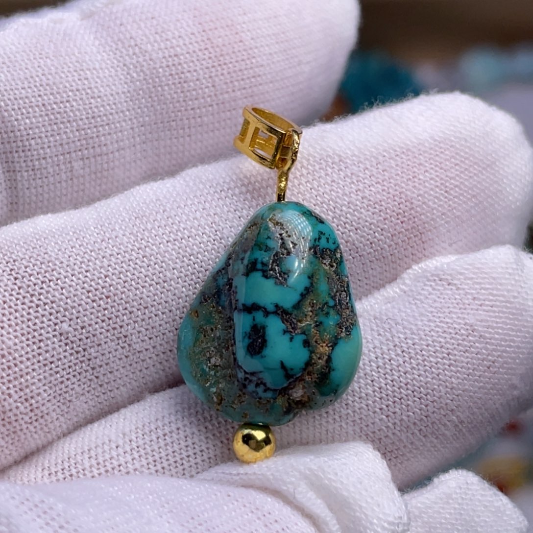 绿松石未镶嵌珠宝奇石