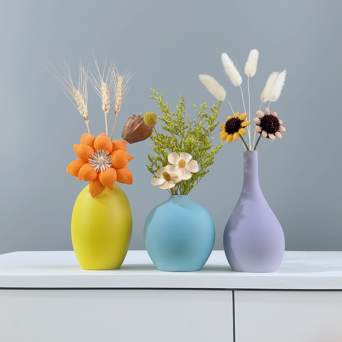 摆件陶瓷小花瓶含花总高约20-30cm