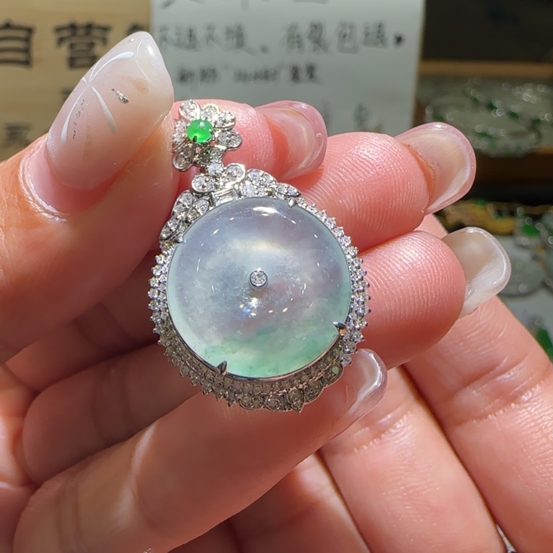 【闪购商品】翡翠颈饰18K金镶嵌缅甸