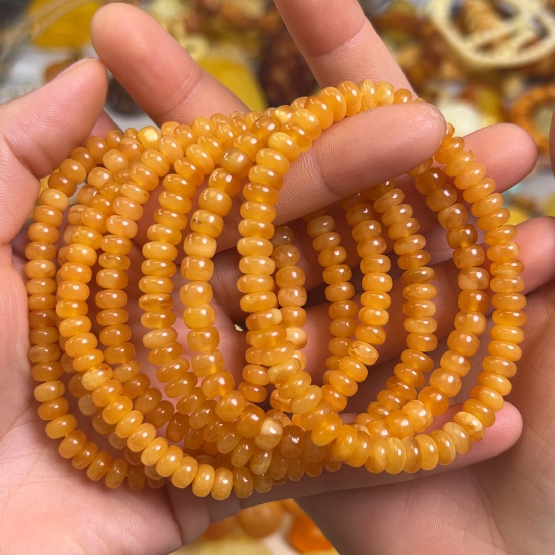 未镶嵌蜜蜡裸石多样性发一条