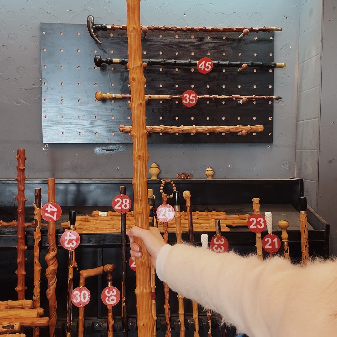 郭***建128公分左右长，长棍