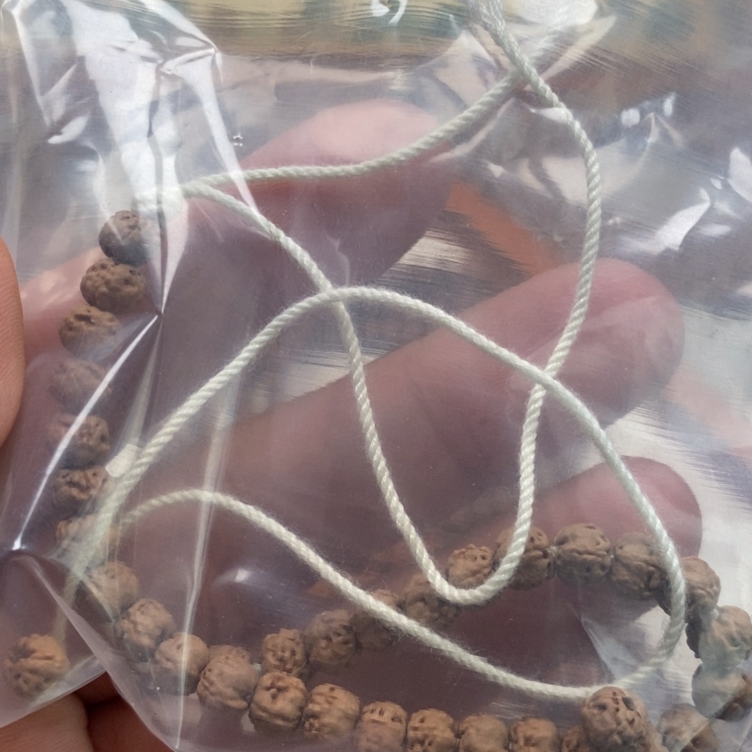 美***泡吊坠桃核5895596795