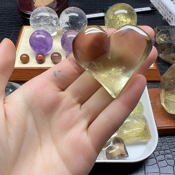 珠宝半成品水晶未镶嵌52sj