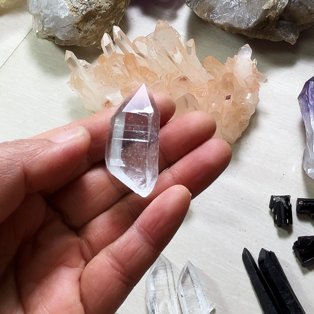 M***8未镶嵌水晶珠宝半成品