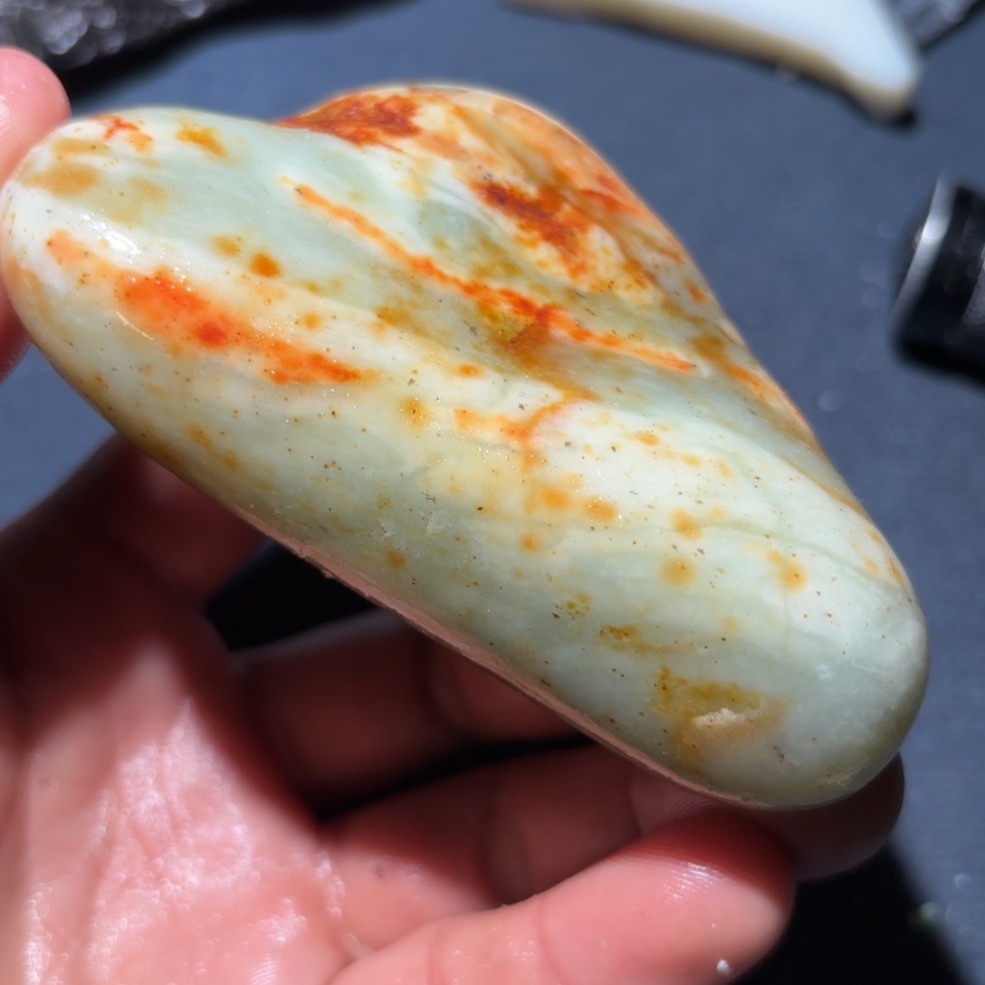 和田玉未镶嵌珠宝奇石