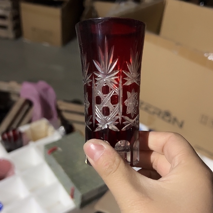 水晶玻璃平底款微瑕一个