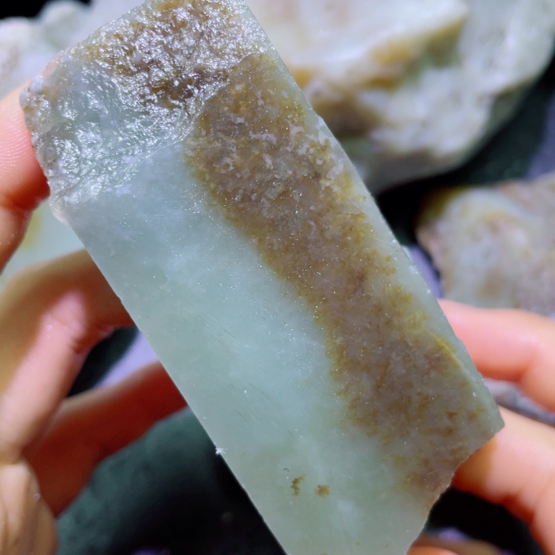 和田玉未镶嵌珠宝半成品