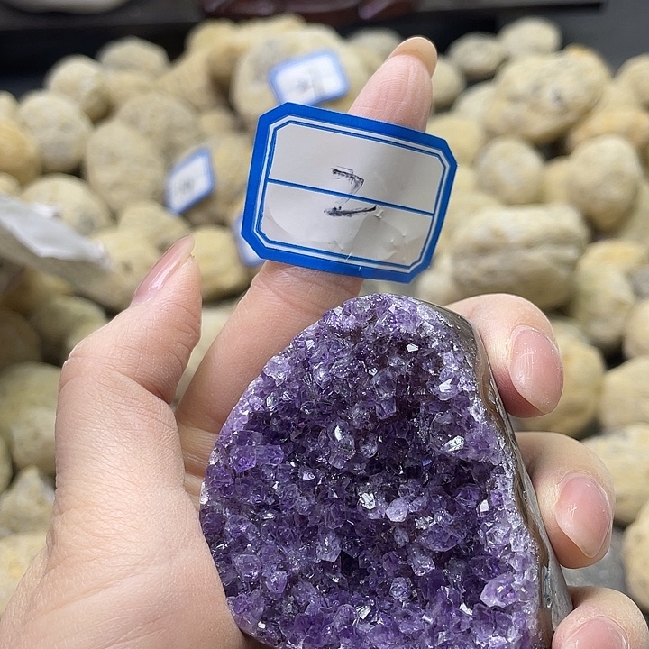 珠宝半成品未镶嵌紫晶