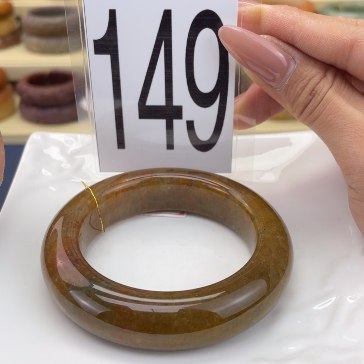 【闪购商品】石英质玉手镯未镶嵌