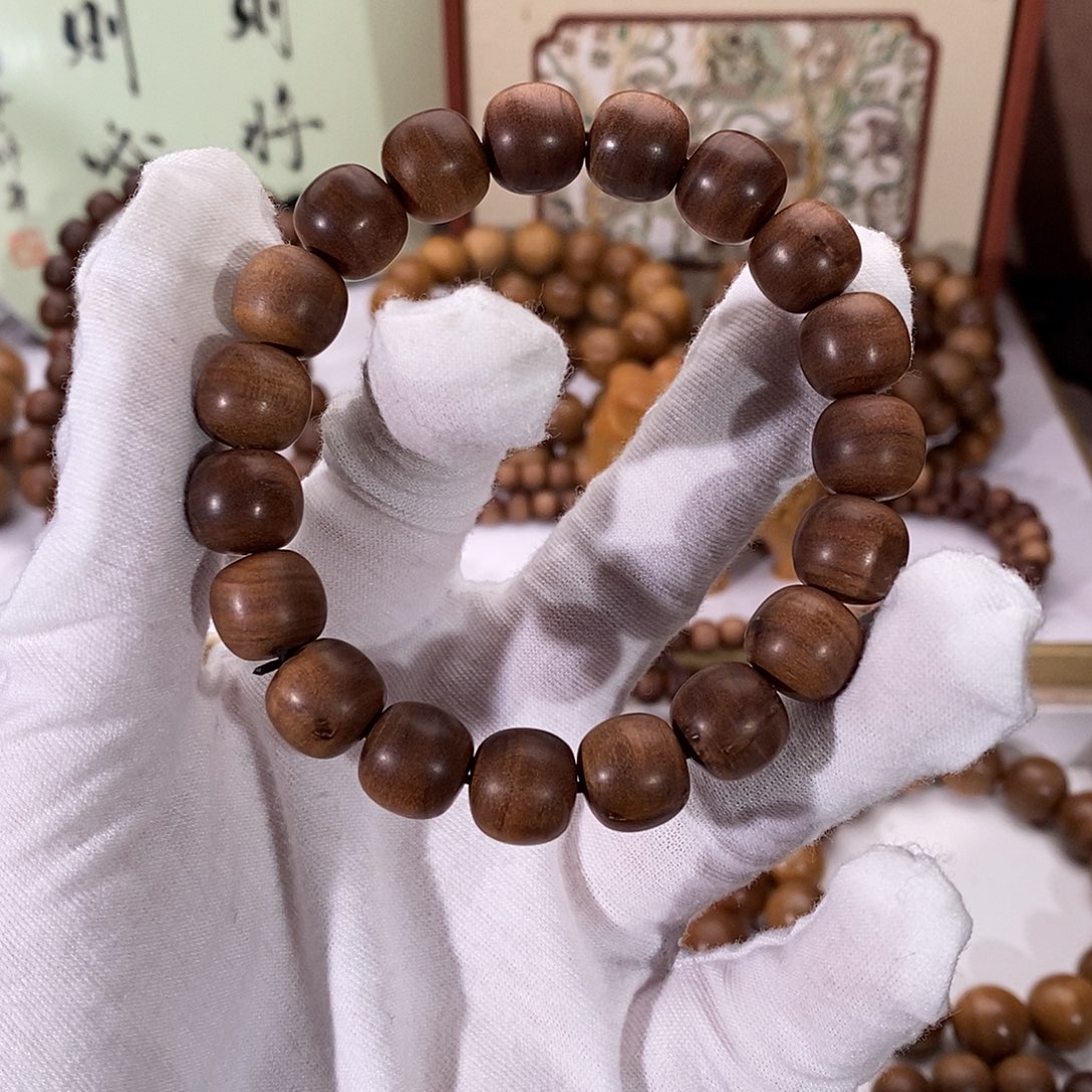 檀香木手串/手链横纹黑肉10*11瑕疵树心