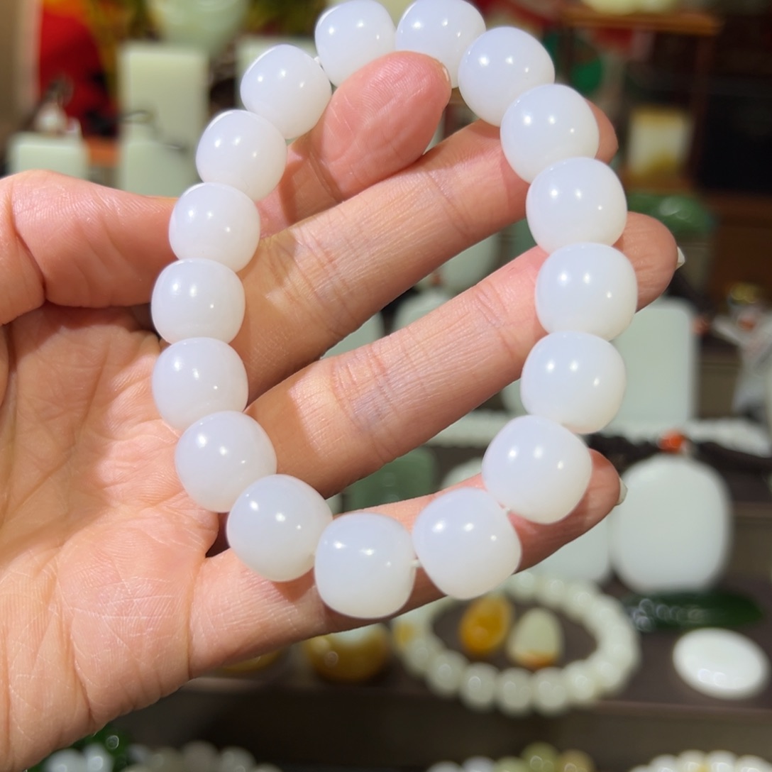 和田玉手链未镶嵌