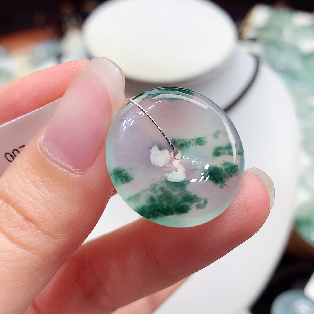 颈饰未镶嵌翡翠翡翠26，23.4/3.7