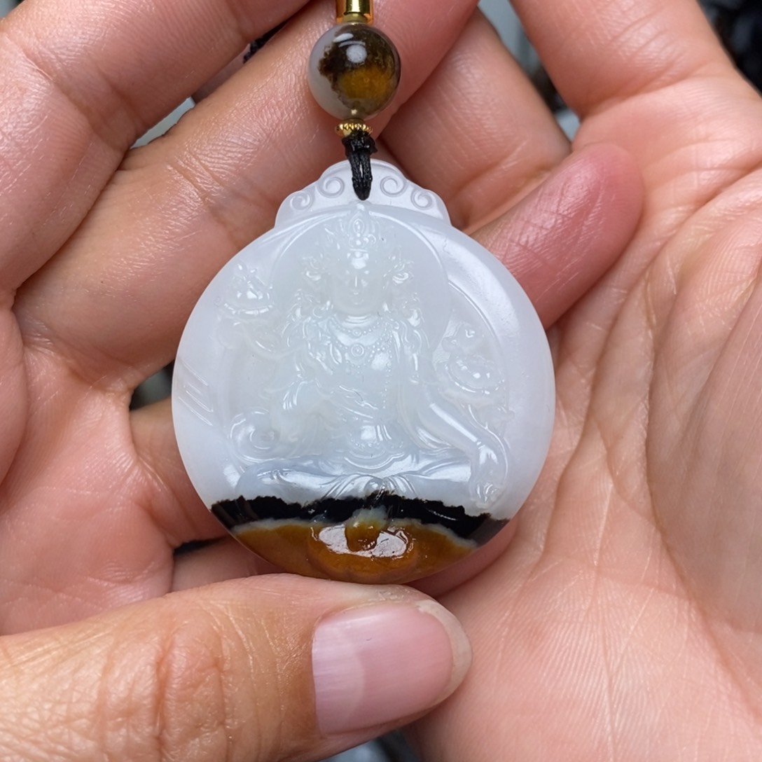 和田玉颈饰未镶嵌玲*