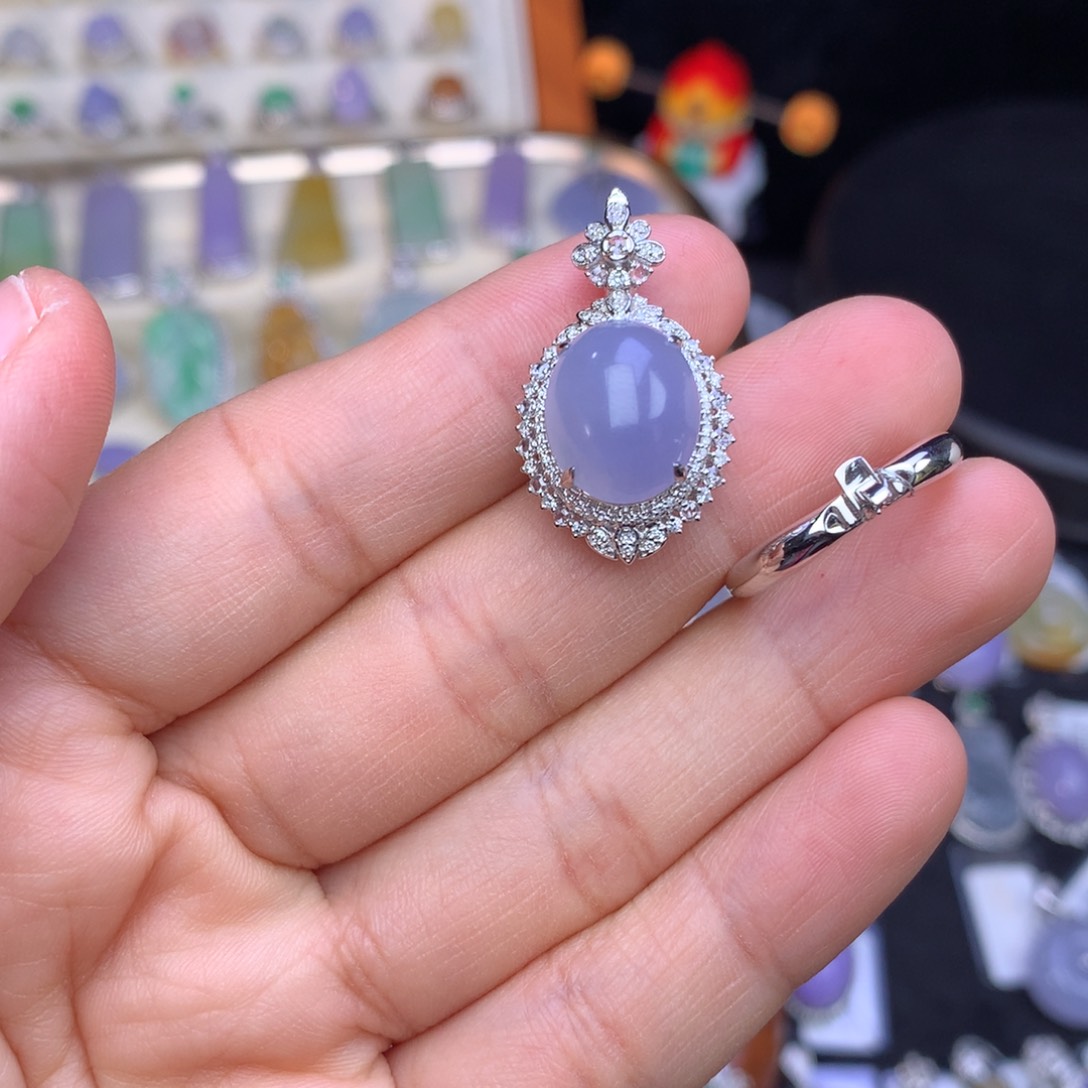 翡翠吊坠(不含链)18K金镶嵌蛋面两用款