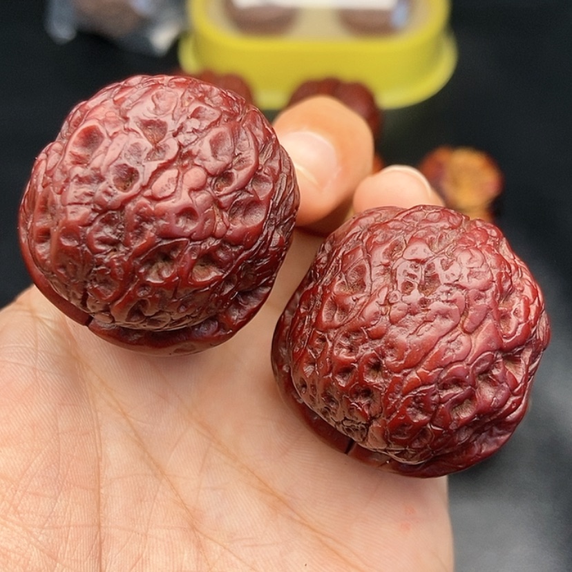 【闪购商品】把件文玩核桃40尺龙珠52.7克