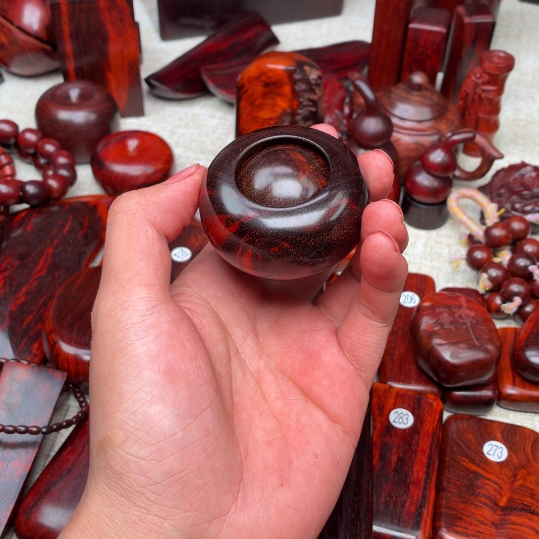 洪***波檀香紫檀（小叶紫檀）