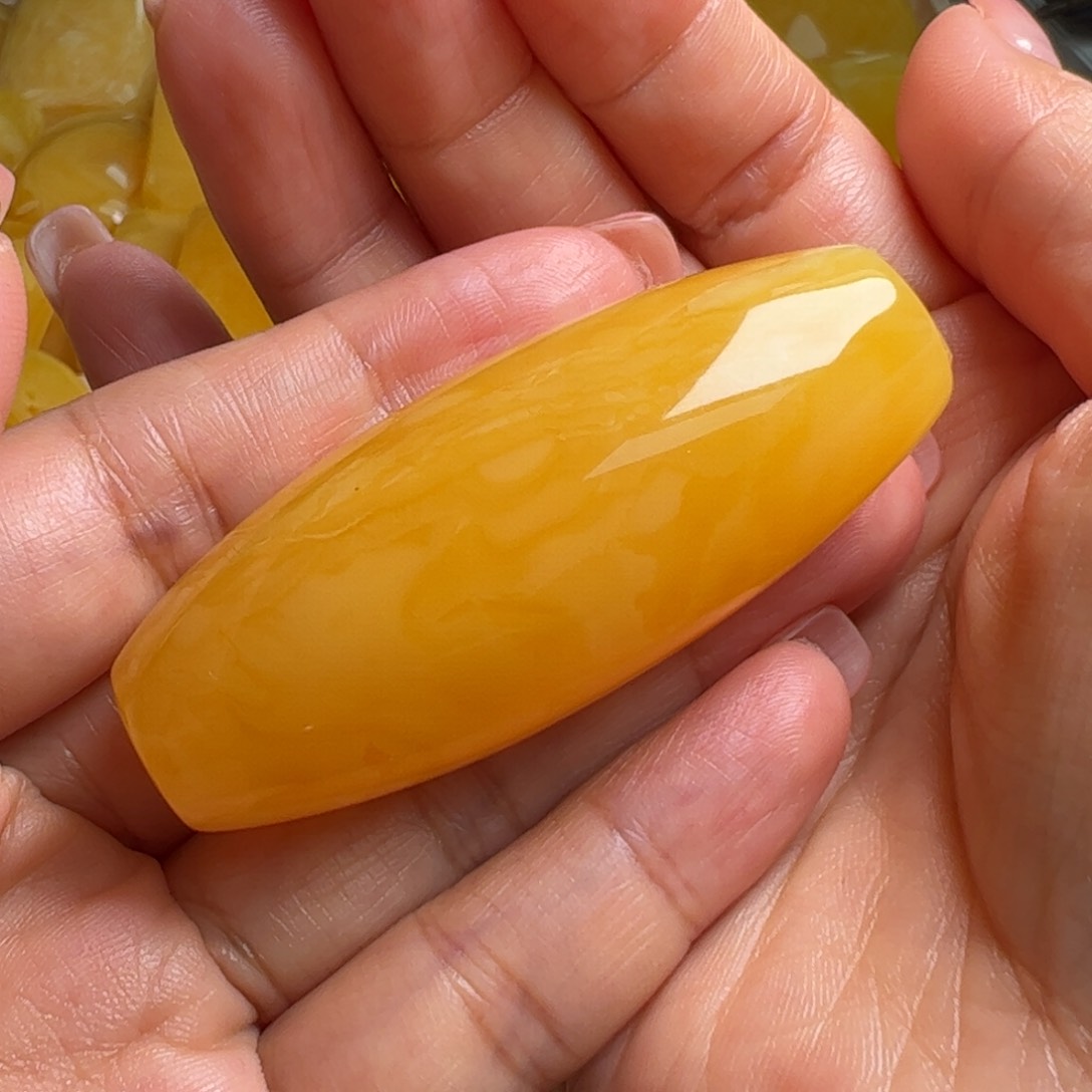 蜜蜡吊坠(不含链)未镶嵌无优化