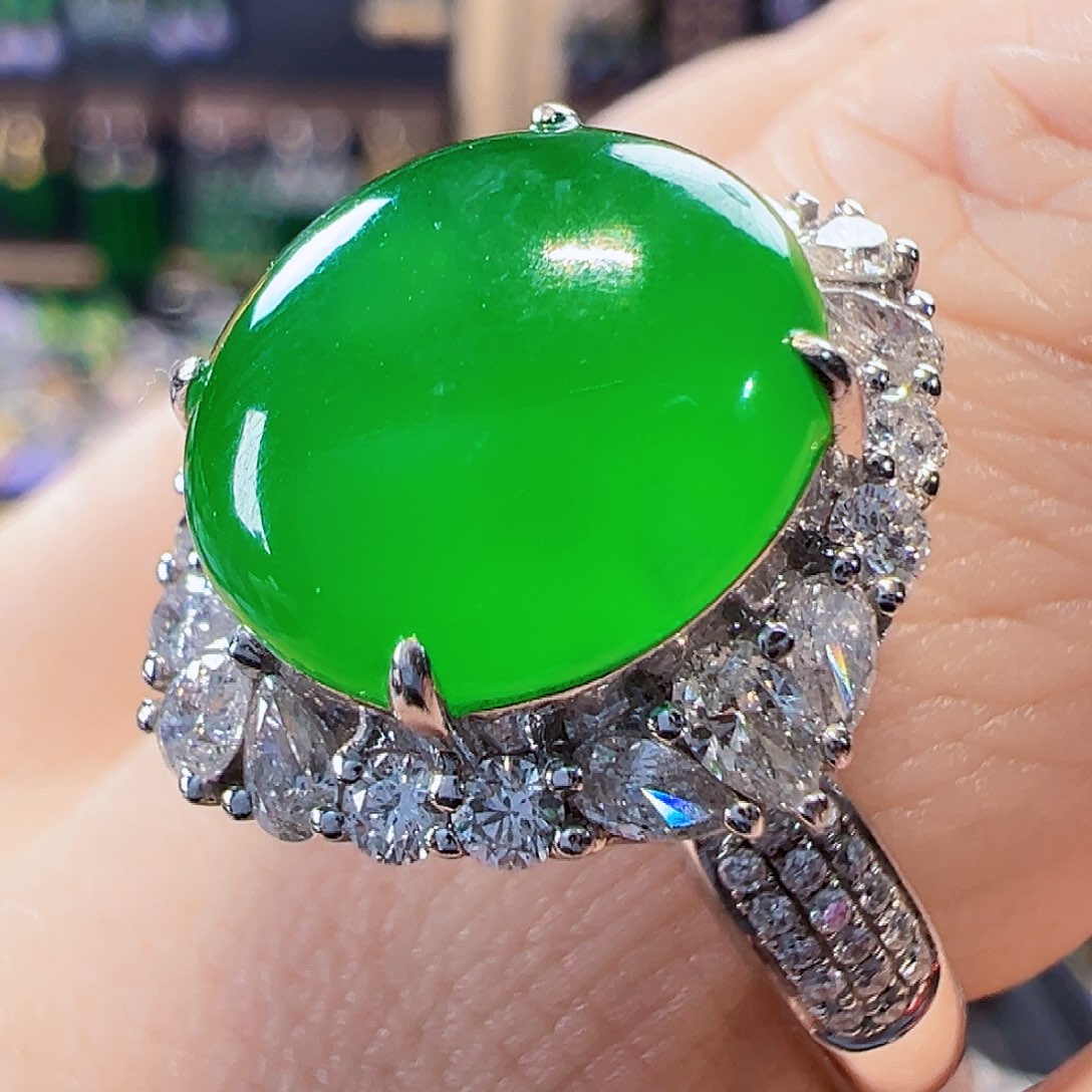 翡翠戒指18K金镶嵌签收后24小时鉴赏期