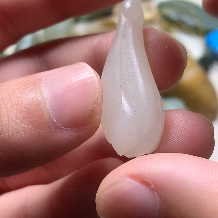 和田玉未镶嵌挂件藕粉玉兰花吊坠