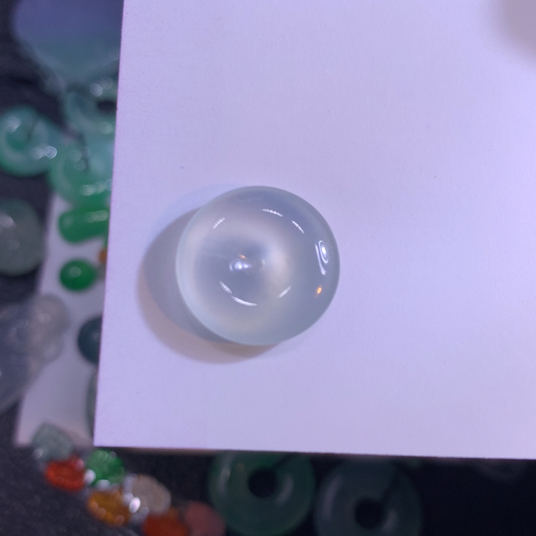 翡翠颈饰未镶嵌平安扣