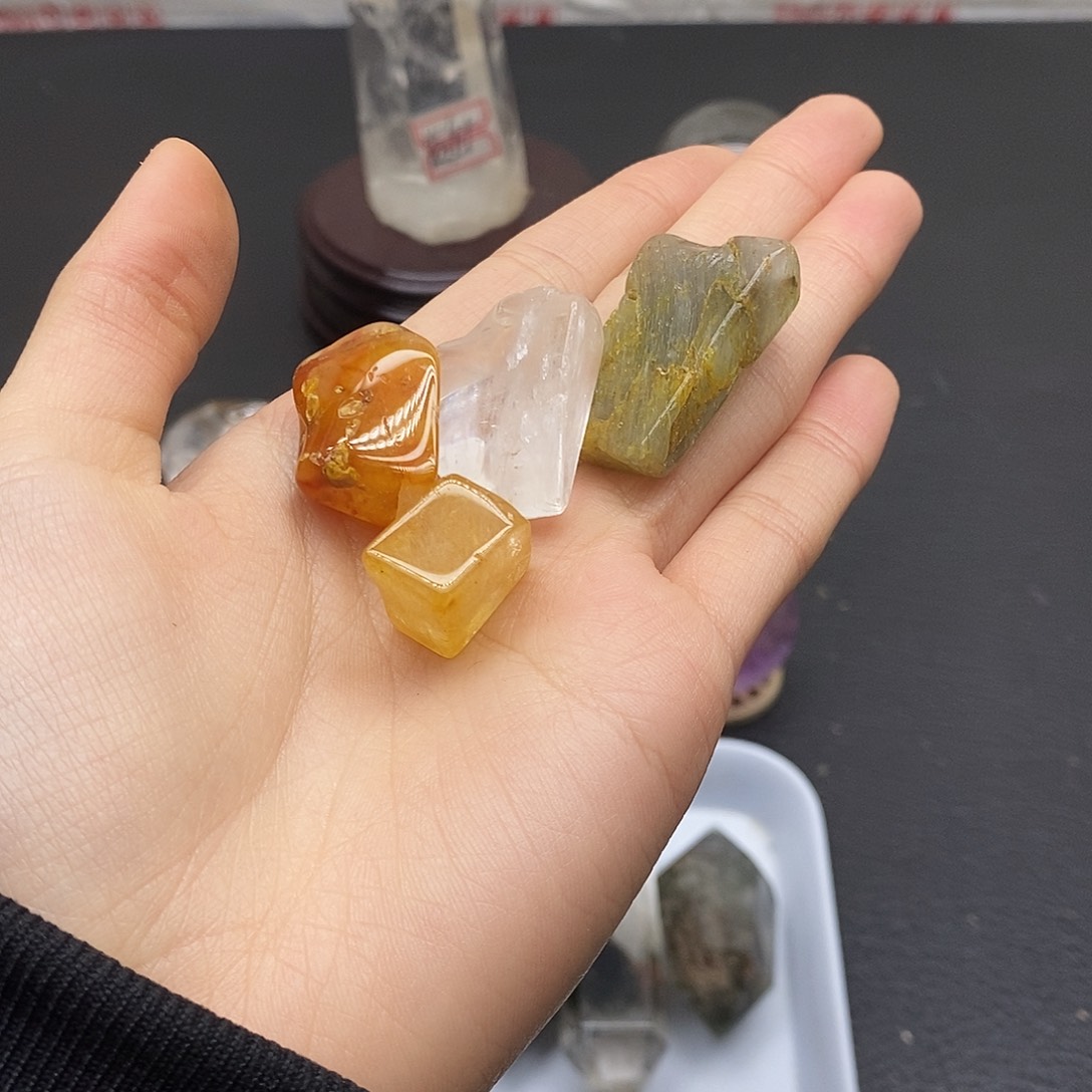 水晶未镶嵌珠宝半成品209水晶石