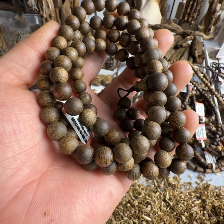 -***灬沉香沉香碎屑奇楠沉香0.8规格克重25克重一条多圈圆