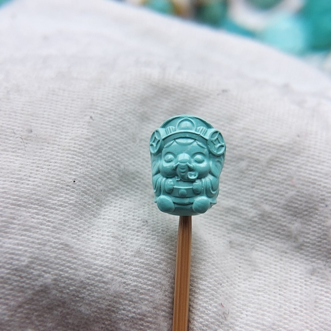 绿松石颈饰未镶嵌