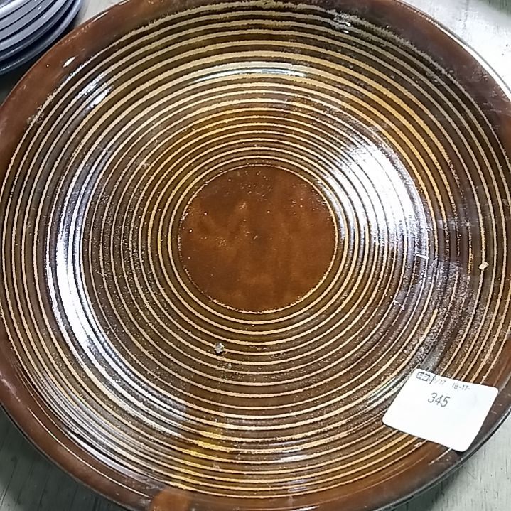 盘瓷片陶瓷杯盘壶碗都有