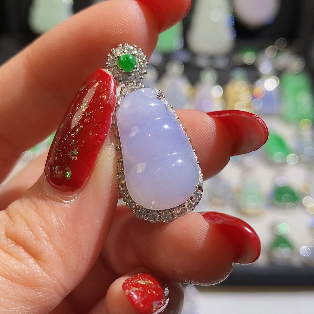 翡翠颈饰银S925镶嵌天然翡翠